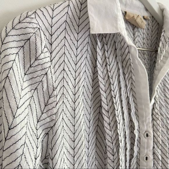 Anthropologie Vanessa Virginia Asha Embroidered Button Tunic Top Size 6 - Picture 3 of 9